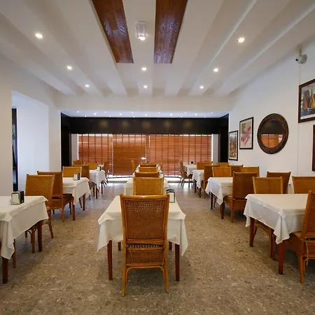 מלון Munamar Beach